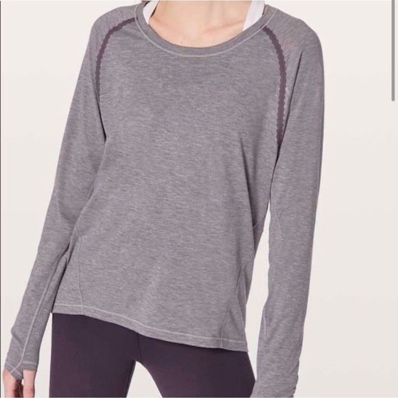 Lululemon Stop Drop and Squat Heathered Purple Long Sleeve Open Back Top Size 8 - Picture 3 of 8